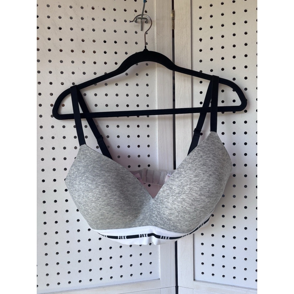 PINK Victoria Secret Wear Everywhere Lightly Lined Wireless Bra Size 36DD 839033